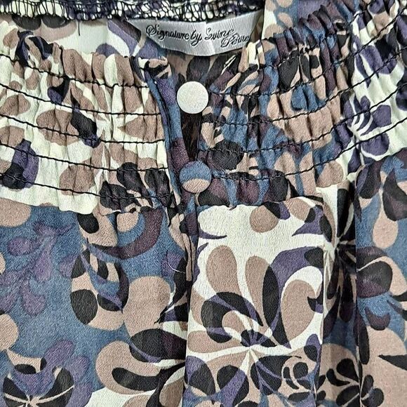 Larry Levine ladies blouse - Picture 4 of 10